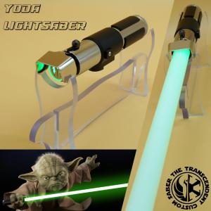 STAR WARS - SABRE LASER YODA AVEC MALLETTE ALUMINIUM (PRACTICAL - LAME AMOVIBLE - COULEUR DE LAME INTERCHANGEABLE - EFFETS SONORES & LUMIERES MULTIPLES)