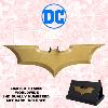 BATMAN, THE DARK NIGHT TRILOGY - BATARANG OFFICIEL LIMITED EDITION NUMEROTE TOUT METAL DORE (ECHELLE 1/1 - DC COMICS - WARNER BROS. ENTERTAINMENT)