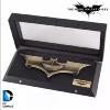 BATMAN, THE DARK KNIGHT RISES - THE BATARANG OFFICIEL (DC COMICS - THE NOBLE COLLECTION)