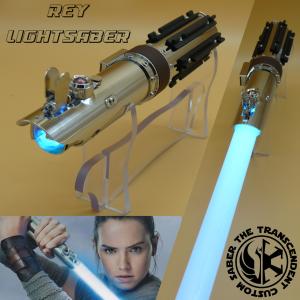 STAR WARS - SABRE LASER REY AVEC MALLETTE ALUMINIUM (PRACTICAL - LAME AMOVIBLE - COULEUR DE LAME INTERCHANGEABLE - EFFETS SONORES & LUMIERES MULTIPLES)