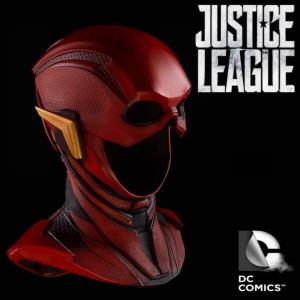 JUSTICE LEAGUE - FLASH MASQUE OFFICIEL AVEC SUPPORT TETE DE MANNEQUIN (DC COMICS - DIMENSION STUDIO)