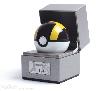 POKEMON - HYPER BALL (ULTRA BALL) TOUT METAL OFFICIEL AVEC PRESENTOIR ET FONCTION ELETRONIQUE (DIE CAST - THE WAND COMPAGNY LTD.)