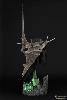 LOTR (LE SEIGNEUR DES ANNEAUX) - WITCH-KING CASQUE DU ROI SORCIER OFFICIEL ECHELLE 1/1  LIMITED EDITION + SUPPORT SCULPTURE TOUR DE MINAS MORGUL AVEC ECLAIRAGE LED (PURE ARTS - SIDESHOW)