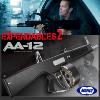 THE EXPENDABLES 2  - PACK : SHOTGUN AUTOMATIQUE AA12 OFFICIEL + CHARGEUR DRUM AA12 HAUTE CAPACITE 3000 BILLES (MARUI JAPAN)