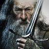 LOTR (LE SEIGNEUR DES ANNEAUX) - GLAMDRING EPEE DE GANDALF OFFICIELLE + SUPPORT BOIS DELUXE (UNITED CUTLERY)