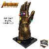 AVENGERS : INFINITY WAR - REPLIQUE GANTELET THANOS TOUT METAL AVEC LEDS + SUPPORT DELUXE (REPRODUCTION ART REPLICAS)