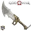 GOD OF WAR 4 - REPLIQUES 2 LAMES DU CHAOS DE KRATOS AVEC SUPPORT BOIS (BLADES OF CHAOS - REPRODUCTION ART REPLICAS)