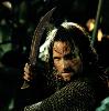 LOTR (LE SEIGNEUR DES ANNEAUX) - ARAGORN STRIDER RANGER DAGUE ELFIQUE, FOURREAU & SUPPORT BOIS OFFICIELS (UNITED CUTLERY BRANDS)