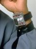 STAR WARS - LANDO CALRISSIAN BRACELET COMMUNICATEUR DE L'ALLIANCE REBELLE OFFICIEL AVEC SONS, LUMIERES & PROJECTEUR ORIGINAUX + FONCTION TALKIE-WALKIE (LICENCE LUCASFILM™ LTD. & DISNEY)