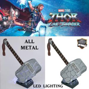  THOR : LOVE AND THUNDER - REPLIQUE MARTEAU BRISE TOUT METAL ECHELLE 1/1 AVEC SOCLE & ECLAIRAGE LED (REPRODUCTION ART REPLICAS)