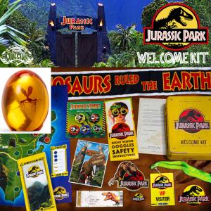 JURASSIC PARK - COFFRET WELCOME KIT OFFICIEL + REPLIQUE OFFICIELLE AMBRE AVEC MOUSTIQUE PREHISTORIQUE CANNE HAMMOND (UNIVERSAL PICTURES - DOCTOR COLLECTOR)