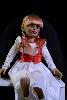 ANNABELLE - AUTHENTIC MOVIE PROP REPLICA TAILLE 1/1 OFFICIELLE (PUPETT - MEZCO)